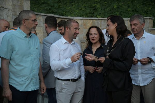 Svečana primopredaja predsedničke dužnosti izvršena je 27. juna 2025. godine…