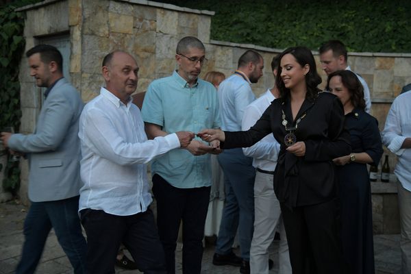 Svečana primopredaja predsedničke dužnosti izvršena je 27. juna 2025. godine…